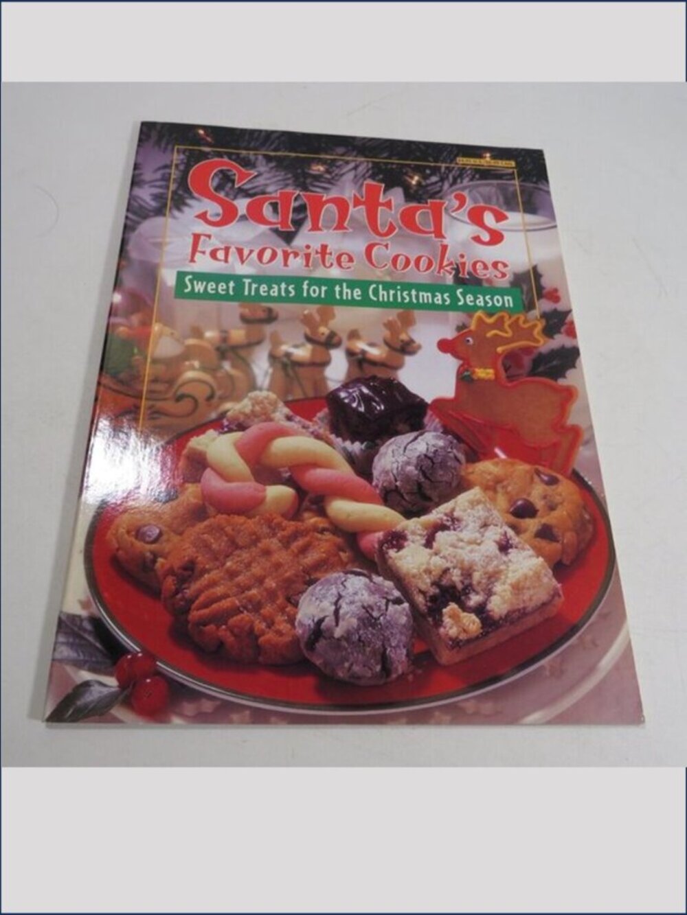 Santa's Favorite Cookies Cookbook Paperback 64pgs
